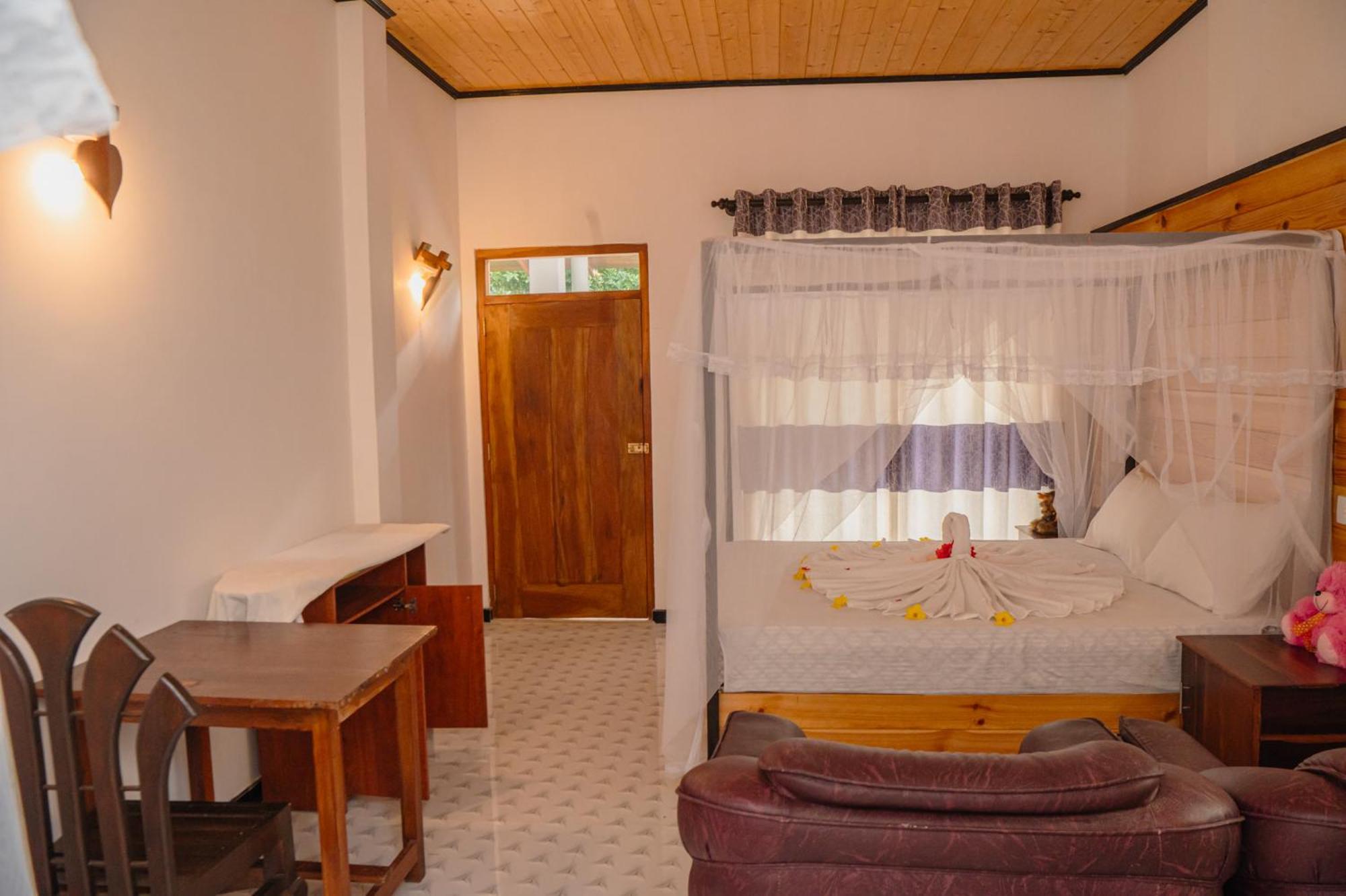 Rekawa Turtle Gate Hotel Тангалле Номер фото