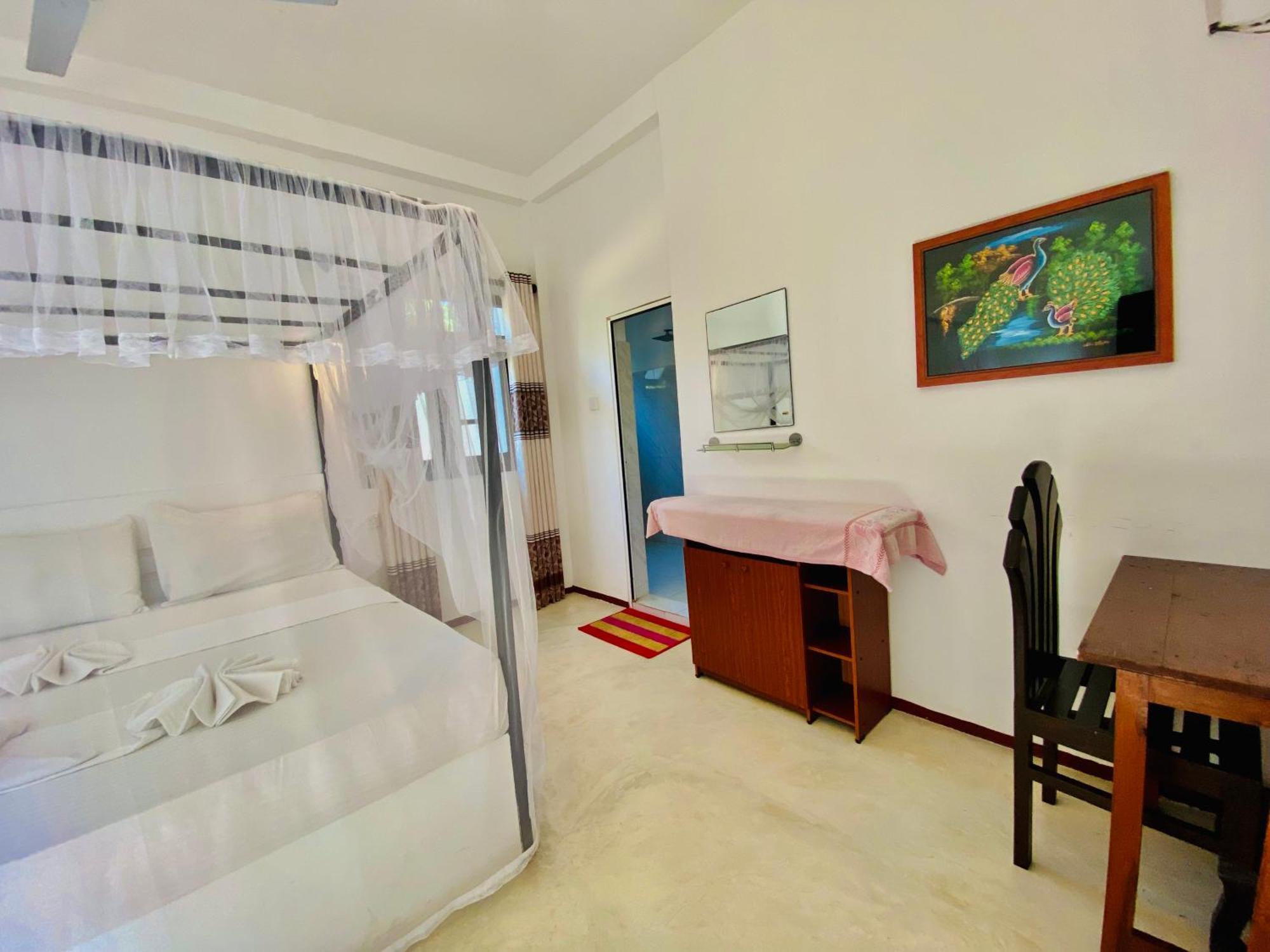 Rekawa Turtle Gate Hotel Тангалле Номер фото
