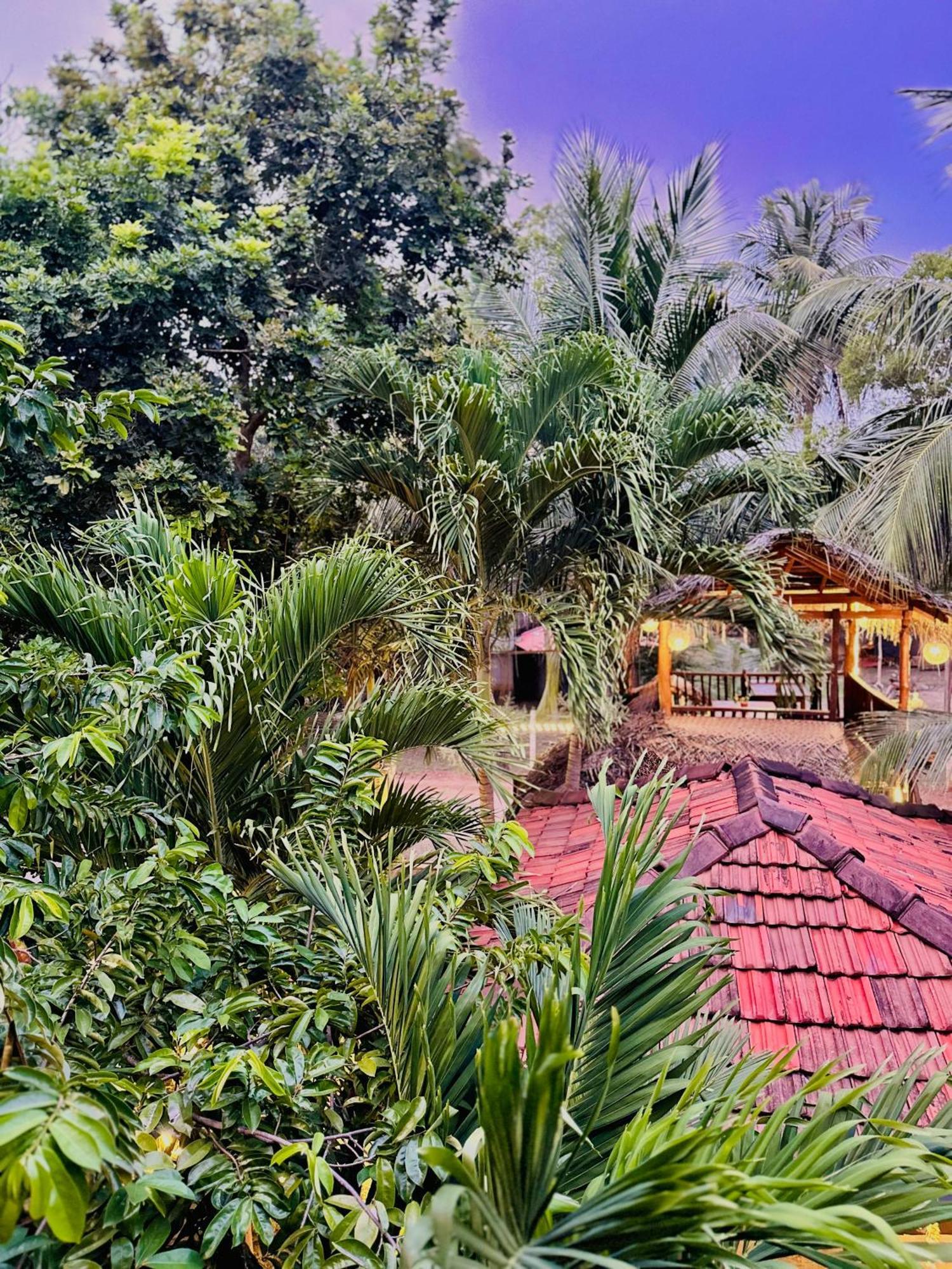 Rekawa Turtle Gate Hotel Тангалле Екстер'єр фото